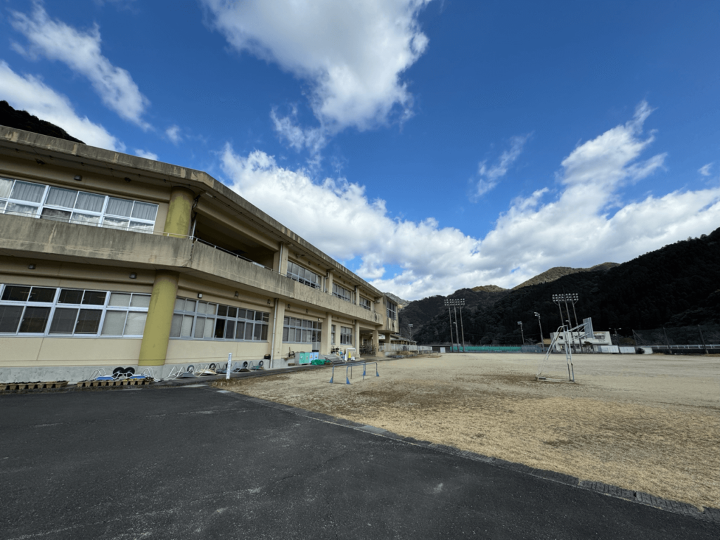 佐伯市立本匠小学校